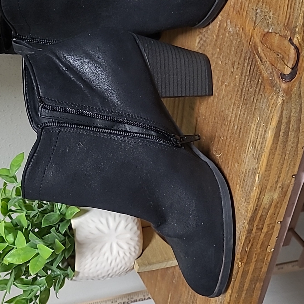 Report booties - Picture 2 of 5